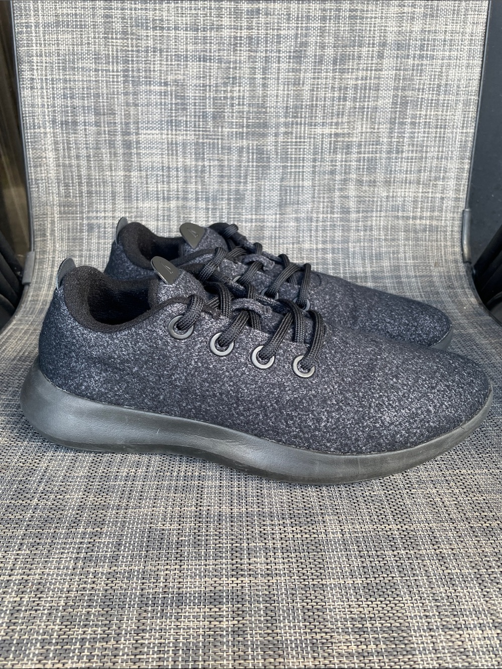 Allbirds Men's Wool Runner Mizzle sneakers "Natural Black" Active Shoes size 9